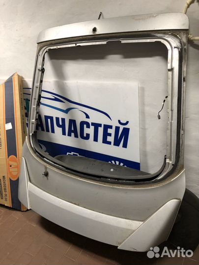 Крышка (дверь) багажника Coupe Tiburon