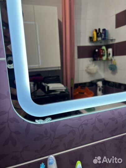 Зеркало с подсветкой для ванной BelBagno