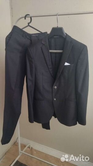 Школьный костюм