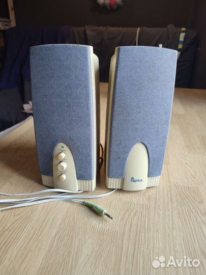 Колонки для компьютера genius