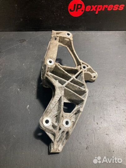 Кронштейн компрессора кондиционера Bmw 1 F20