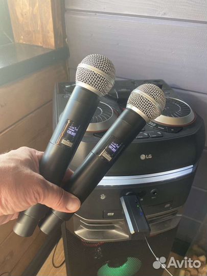 Микрофон для караоке беспроводной 2 штуки