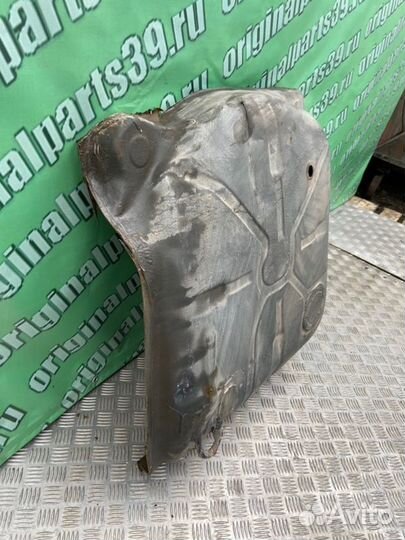 Корыто запаски Mercedes-Benz W124 M111 2.2 1992