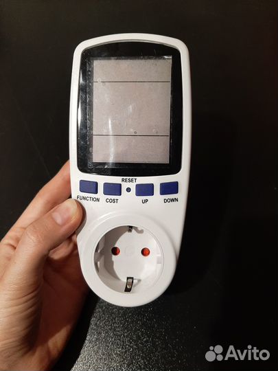 Розетка с ваттметром