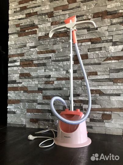 Вертикальный отпариваетесь для одежды Philips