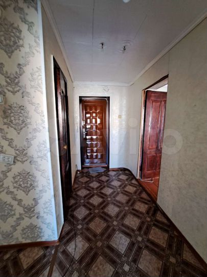 2-к. квартира, 52 м², 3/5 эт.