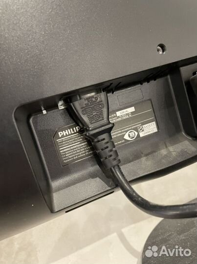 Монитор Philips 21