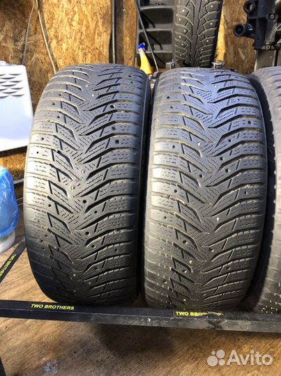 Kumho WinterCraft Ice WI31 215/55 R16 97T