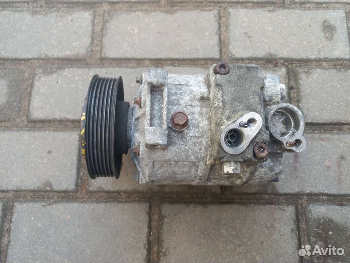 Компрессор кондиционера Фольксваген Пассат Б6