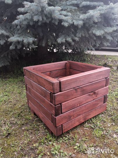 Деревянное кашпо