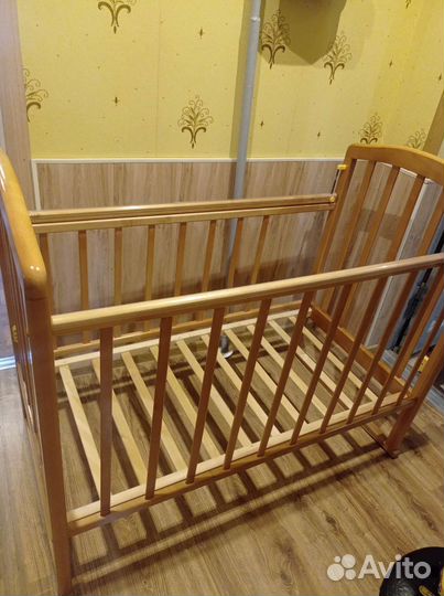Кроватка детская
