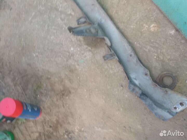 Панель телевизора верх Ssang Yong Kyron