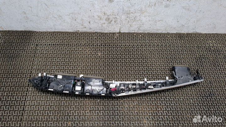 Пластик панели торпеды BMW 5 G30, G31, 2018