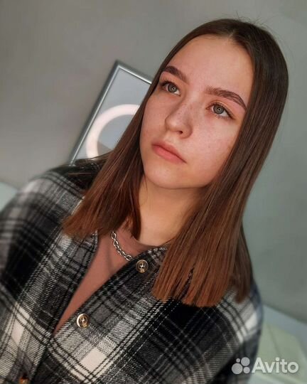 Бровист/визажист