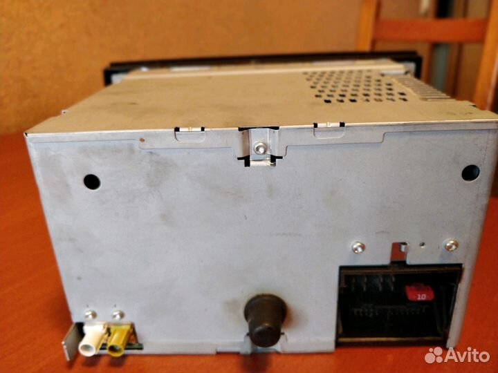 Магнитола на Фольксваген Туарег