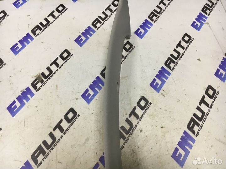 Накладка средней стойки левая Шевроле Ланос