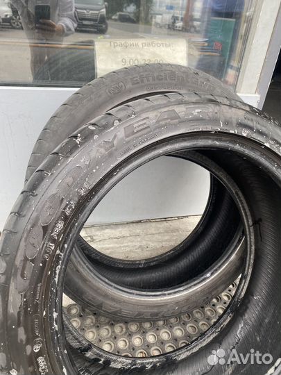 Goodyear EfficientGrip 235/45 R19