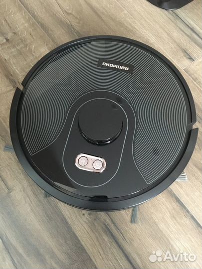 Робот пылесос redmond