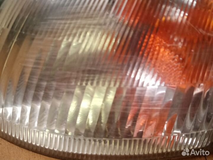 Поворотники Toyota Carina E Левый