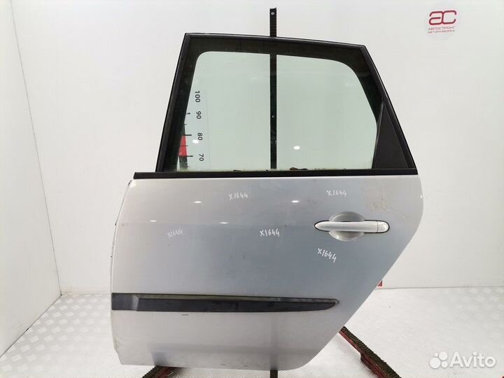 Дверь задняя для Renault Scenic 2 821014922R