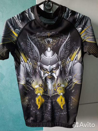 Рашгард Venum