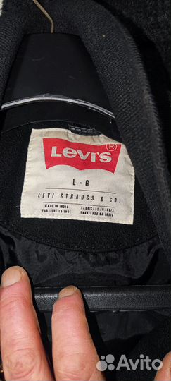 Мужской кожаный бомбер