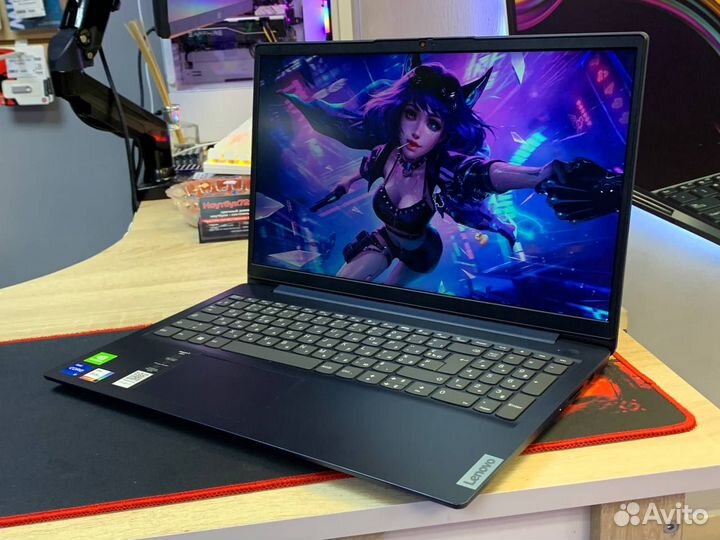 Игровой ноутбук от компании Lenovo на i5-11/MX350