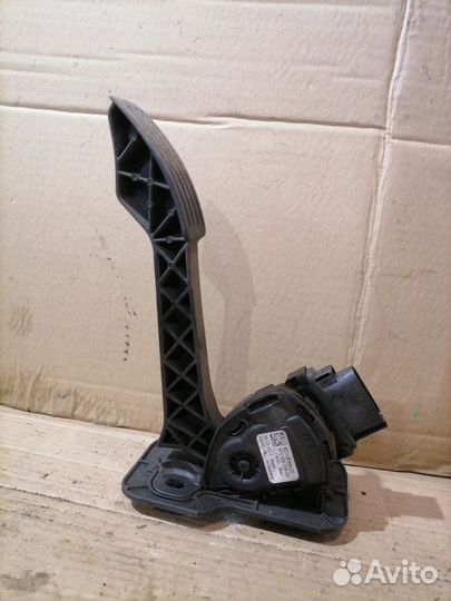 Педаль газа Ford Transit