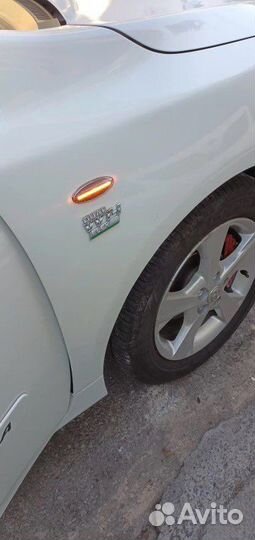 Динамические поворотники Toyota RAV4 Corolla Yaris