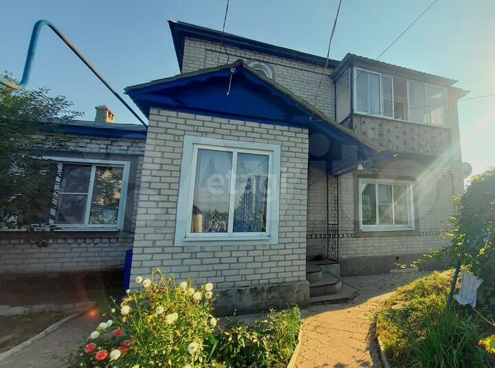 Коттедж 196,6 м² на участке 16,8 сот.