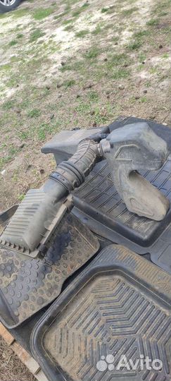 Додж Стратус корпус воздушного фильтра