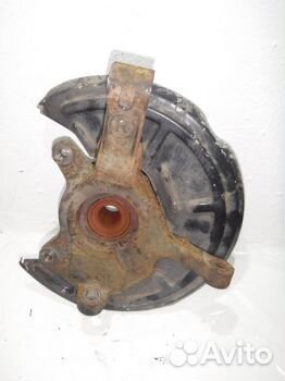 Кулак передний правый Рено