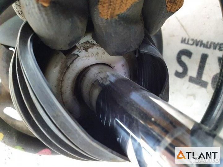 Стойка передняя левая audi TT