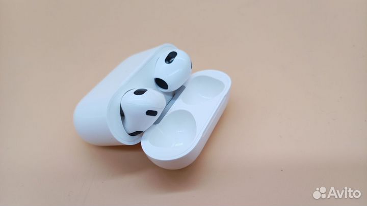 832409 Беспроводные Bluetooth наушники AirPods 3TW