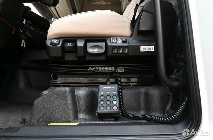 Sitrak C7H Max, 2023