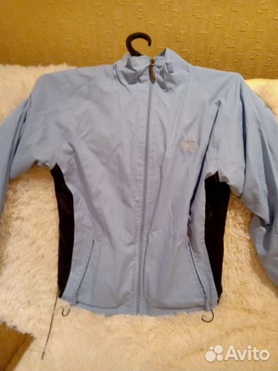 Спортивный костюм женский