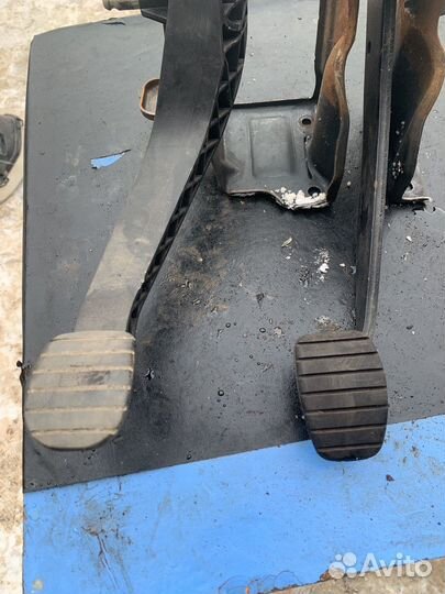 Блок педалей renault duster 1