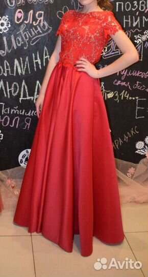 Вечернее платье