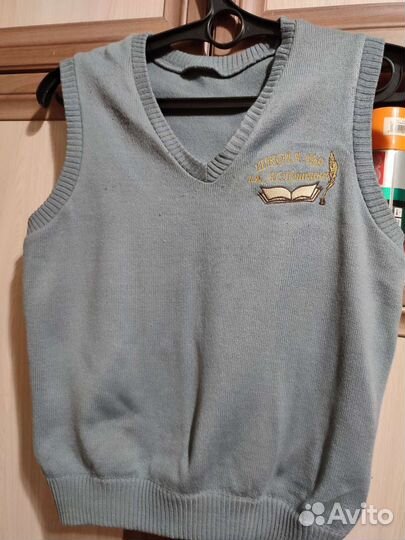 Жилетка для мальчика школьная 140