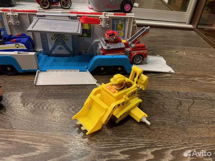 Щенячий патруль и патрулевоз