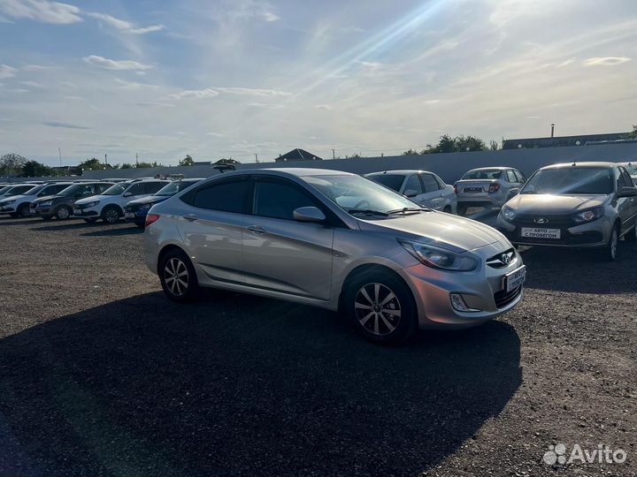 Hyundai Solaris 1.4 МТ, 2012, 123 300 км