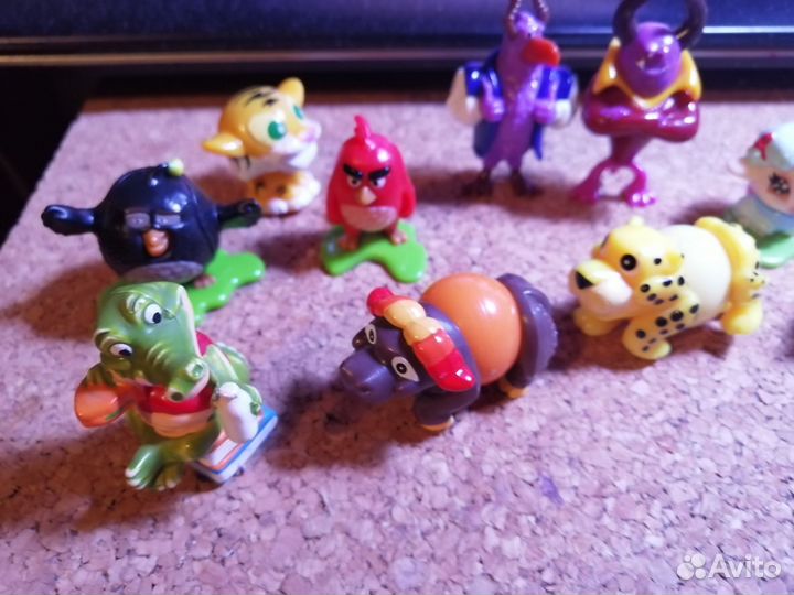 Игрушки из киндера