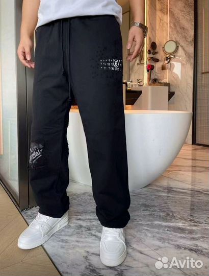 Спортивные штаны