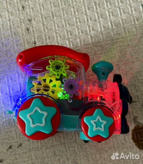 Светящийся музыкальный паровоз