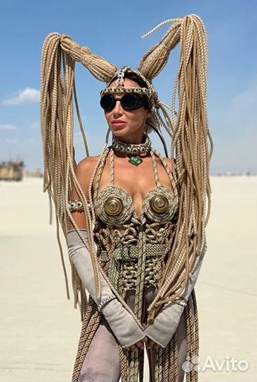 Аренда, прокат костюмов, платьев