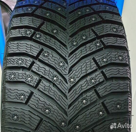 Michelin X-Ice North 4 215/55 R17 114