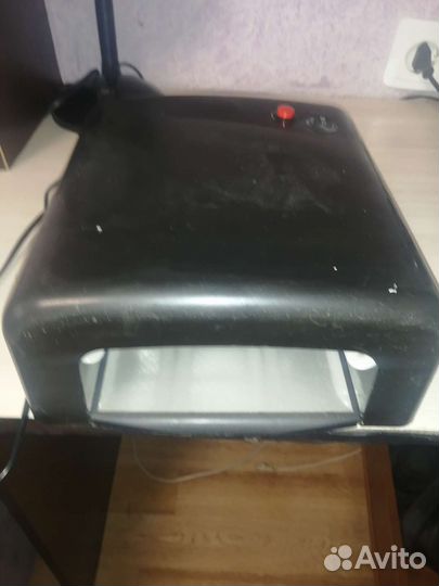 Лампа для ногтей