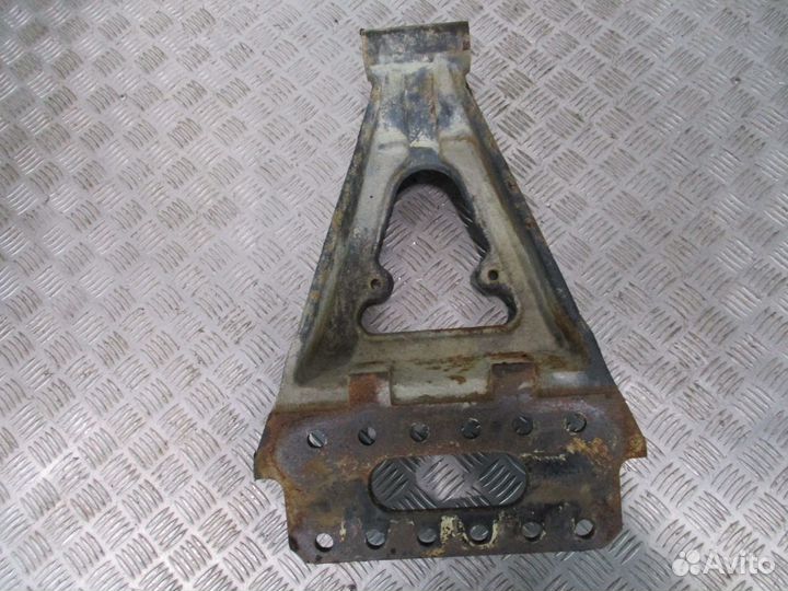 Кронштейн реактивной тяги KAMAZ 65206291244547