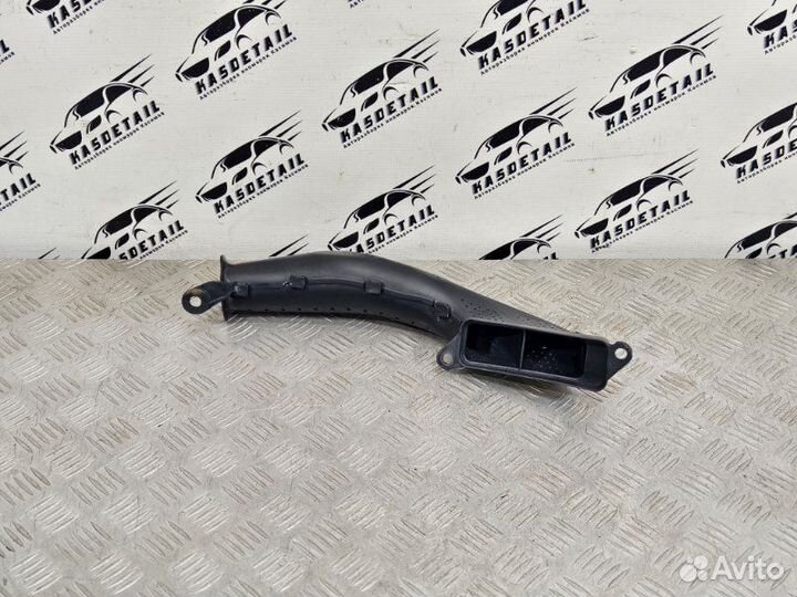 Воздухозаборник Ford Focus 3 1.6 pnda 2012