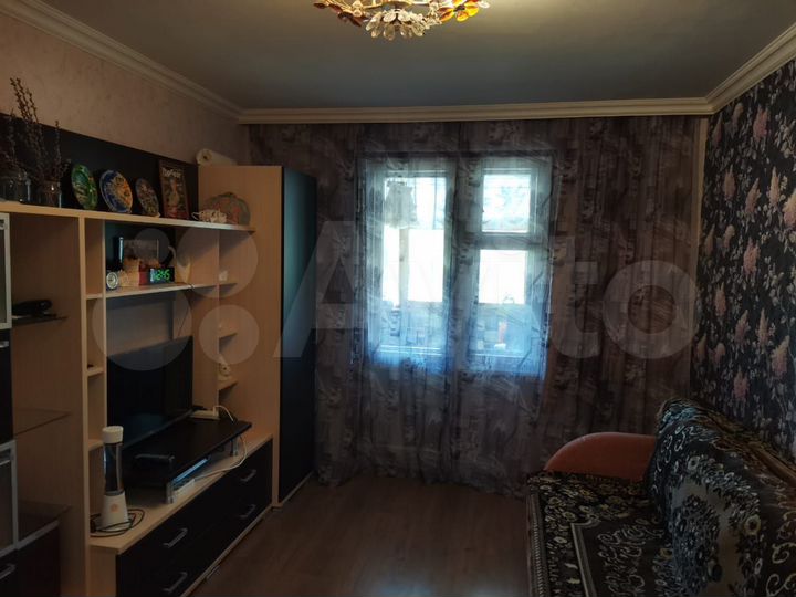 3-к. квартира, 65 м², 3/10 эт.